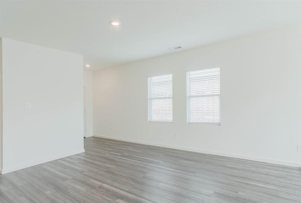 1737 Escondido Dr - Photo 5 of 24