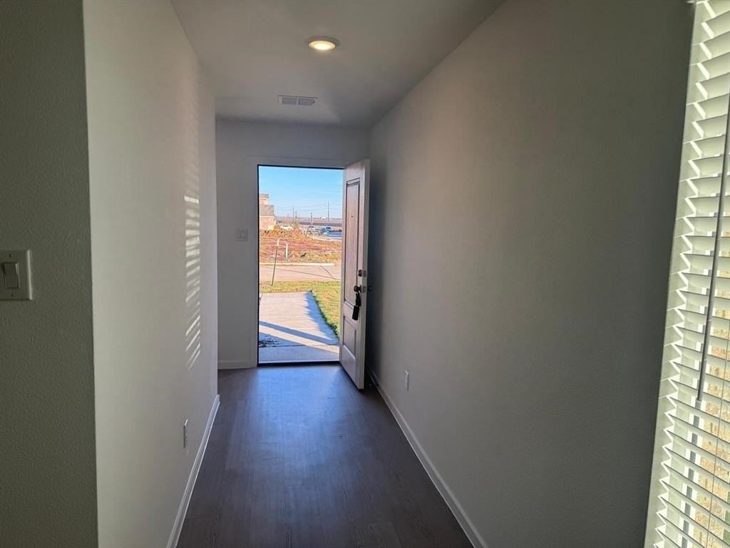 7505 Fenton Pkwy - Photo 3 of 30