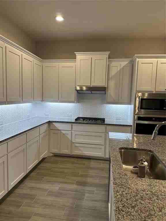 11521 Hartwell Ln - Photo 7 of 24