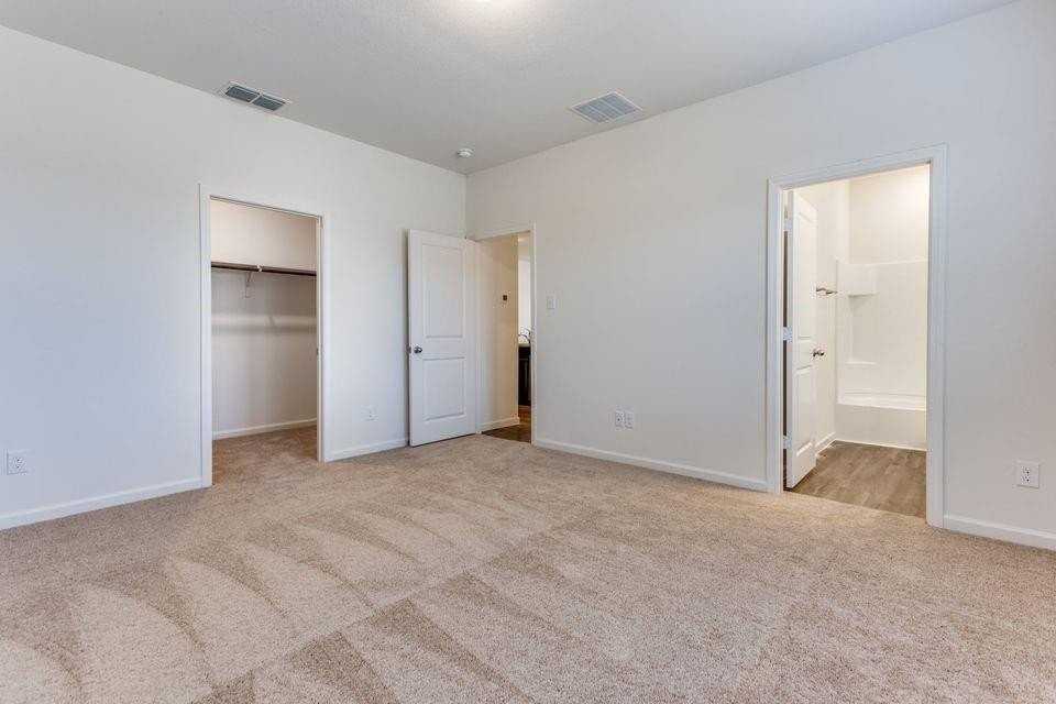 205 Briar Cv - Photo 7 of 11