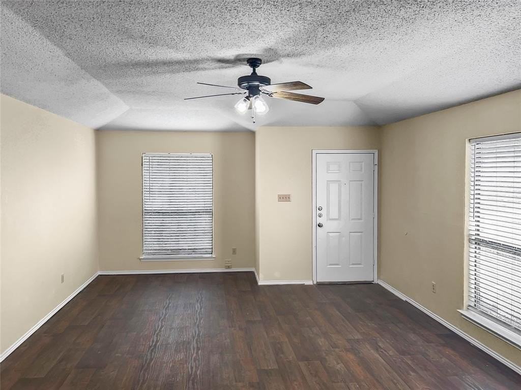 828 Mirabell Ct - Photo 3 of 13