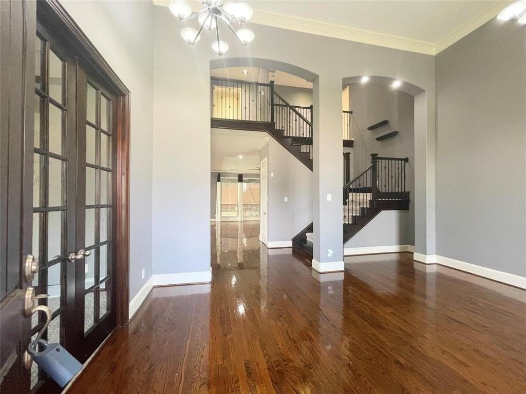 415 Sleepy Creek Dr - Photo 3 of 36