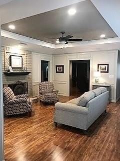 425 Sunnybrook Ct - Photo 4 of 22