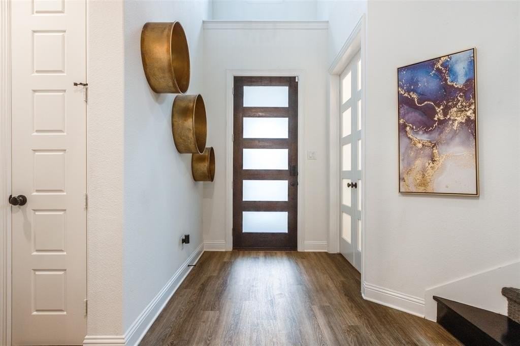 2413 Latimer Mews - Photo 3 of 35