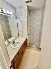 1624 Hackamore St - Photo 6 of 9