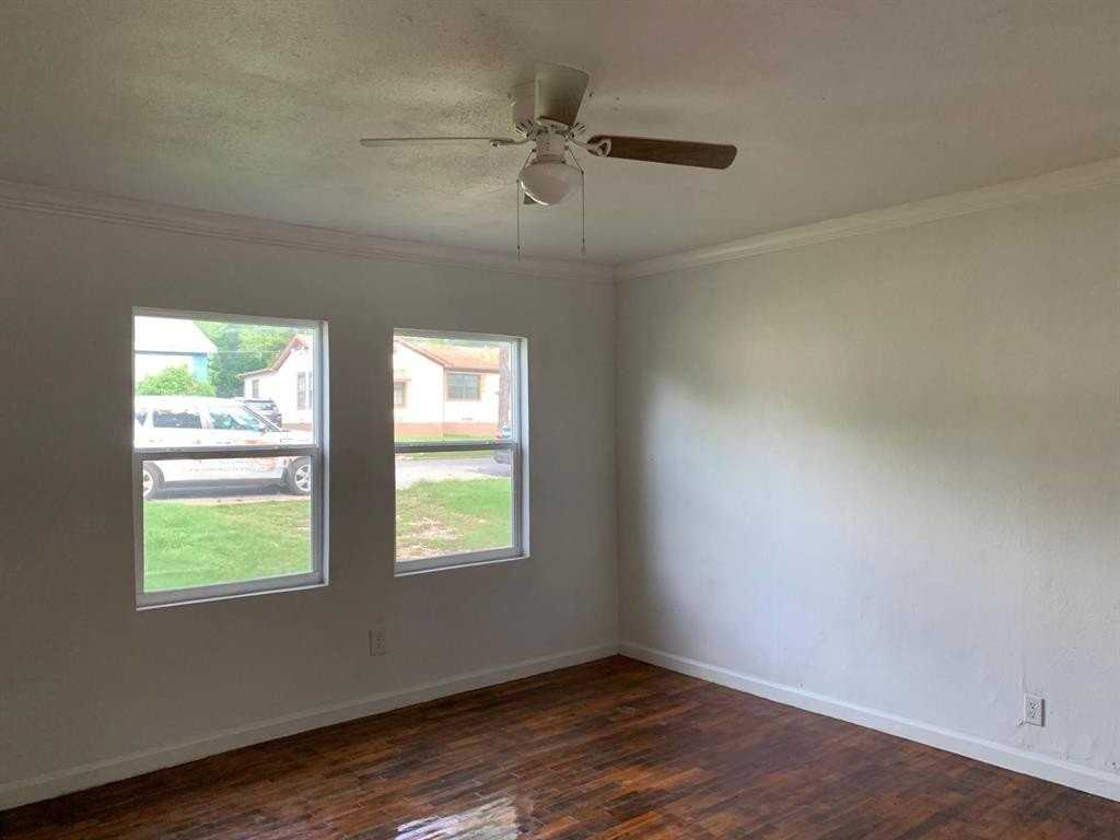 1612 Lyndana Ave - Photo 7 of 14