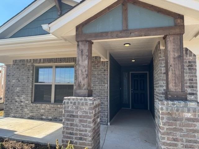 15809 Nighthawk Dr - Photo 2 of 35