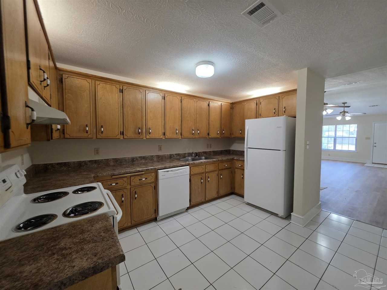 916 Rentz Ave #A - Photo 7 of 22