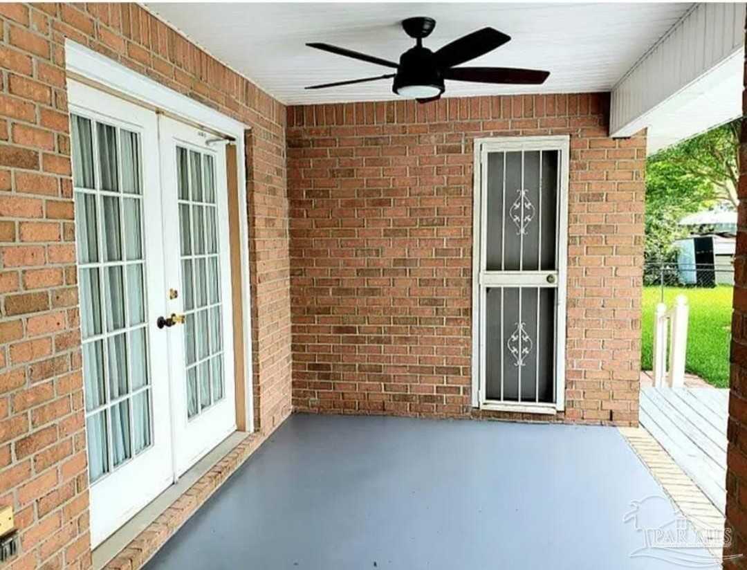 1007 W Government St - Photo 4 of 25