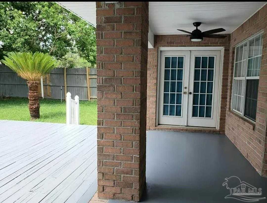 1007 W Government St - Photo 5 of 25