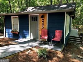 featured image of 245 Hilton Way