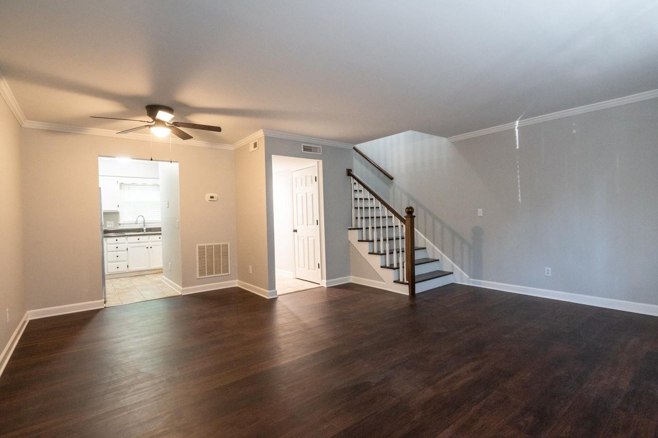 315 Mcbrien Rd - Photo 3 of 11