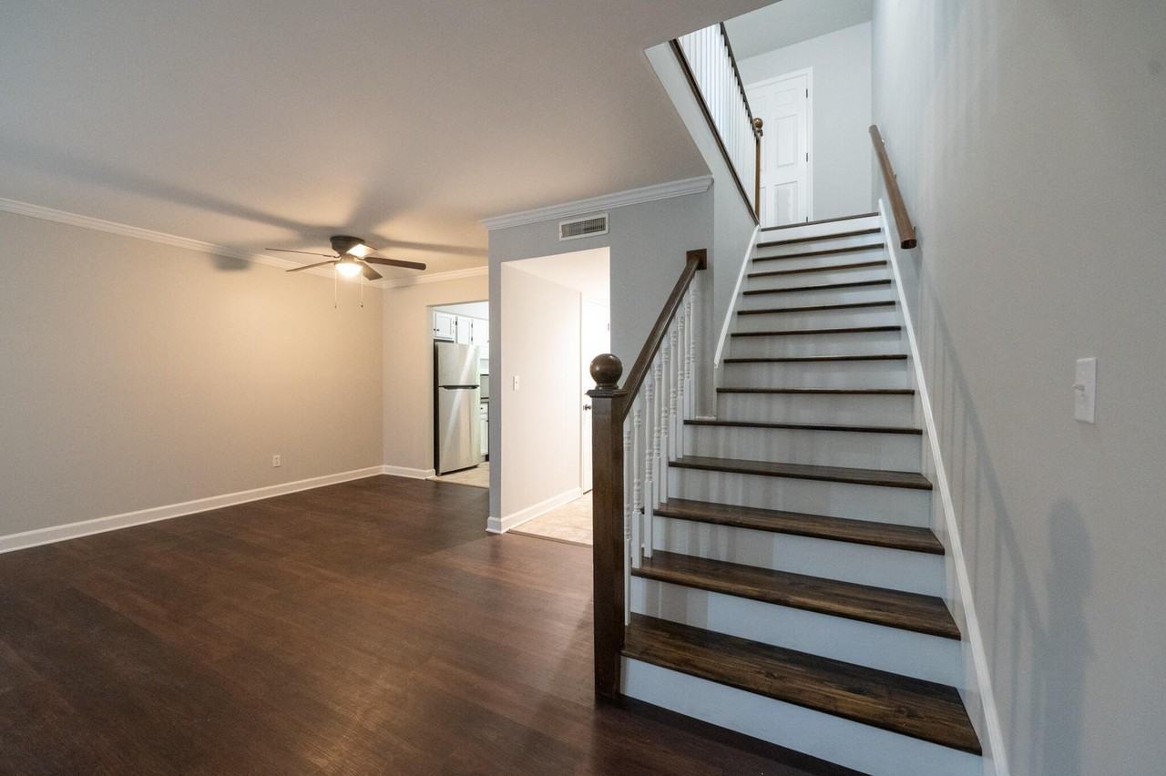 315 Mcbrien Rd - Photo 6 of 11