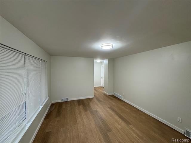 7352 Haller St - Photo 2 of 9