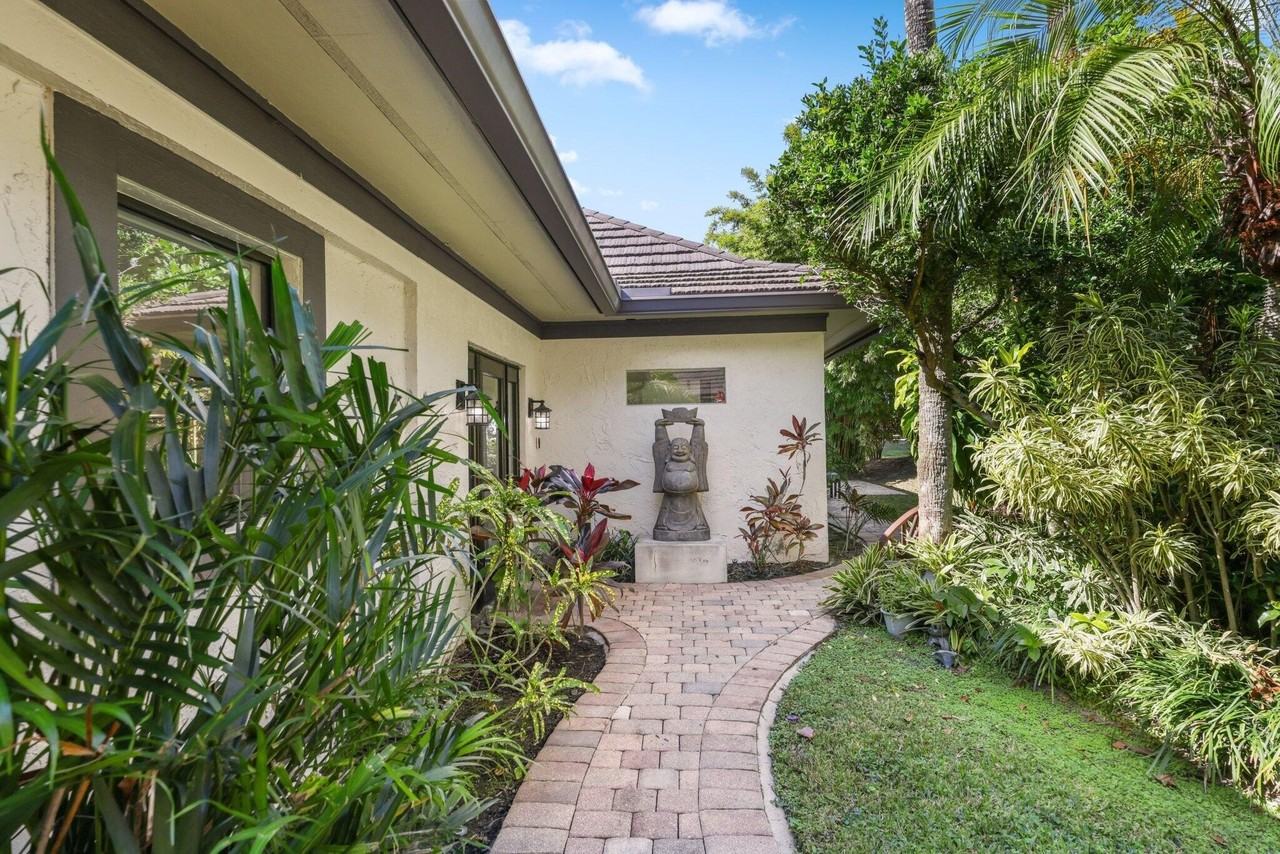 2835 Polo Island Dr #H104 - Photo 4 of 50