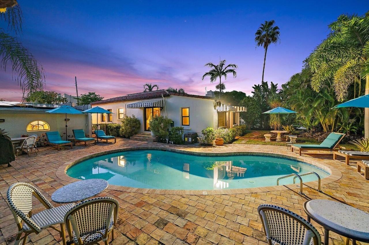 400 33rd St - Photo 6 of 50