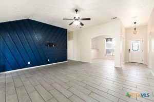 109 W Libra Dr - Photo 3 of 12