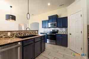 109 W Libra Dr - Photo 5 of 12