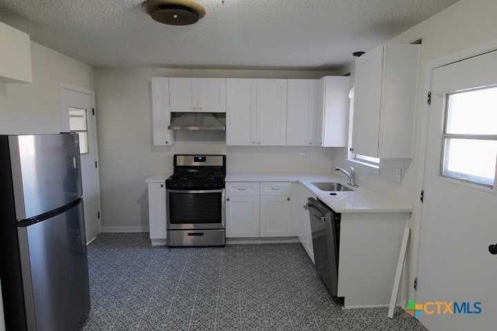 1103 E Robertson Ave - Photo 2 of 14