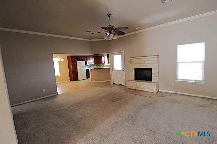 1804 Walker Place Blvd - Photo 2 of 12