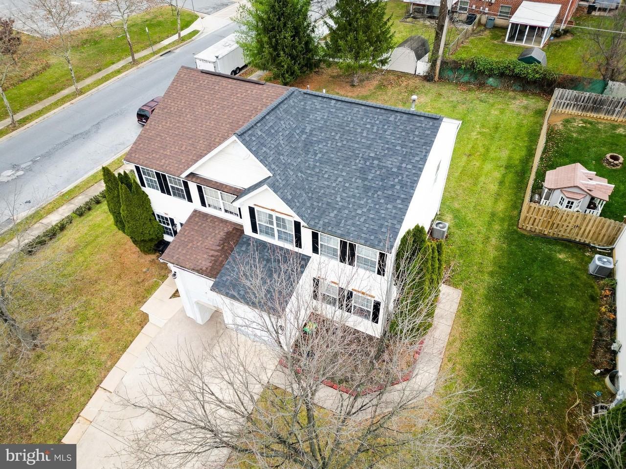 5636 Gwynndale Avenue - Photo 3 of 31