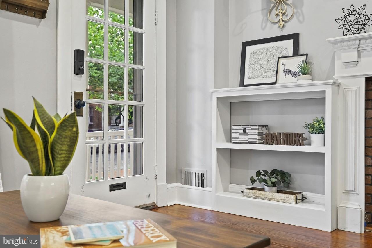 725 Trail Ave - Photo 5 of 34