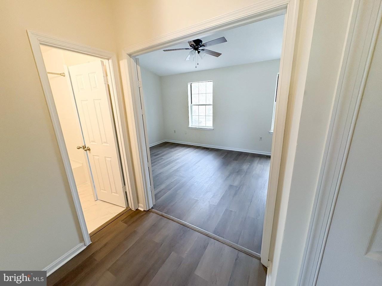 1021 Saint Michaels Dr - Photo 6 of 10