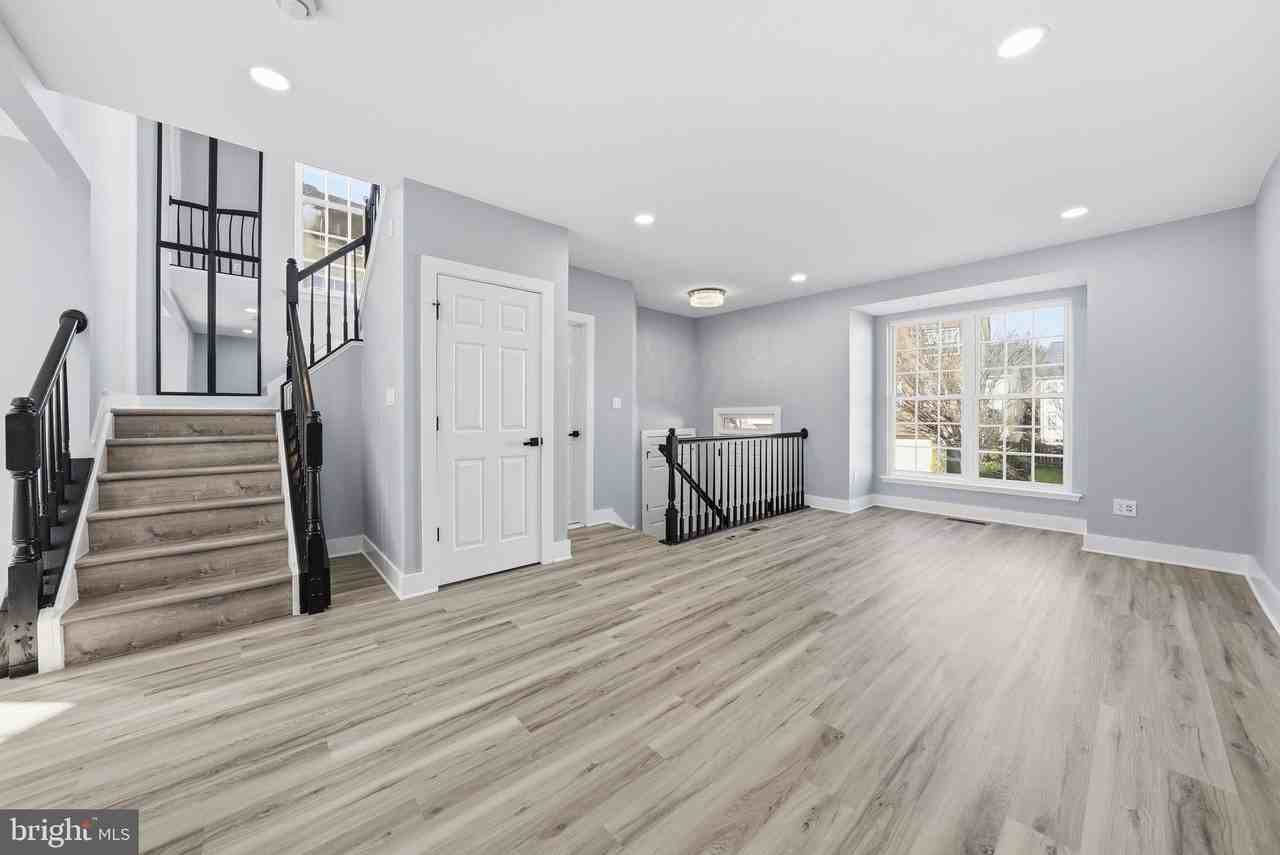 7665 Audubon Meadow Way - Photo 3 of 28