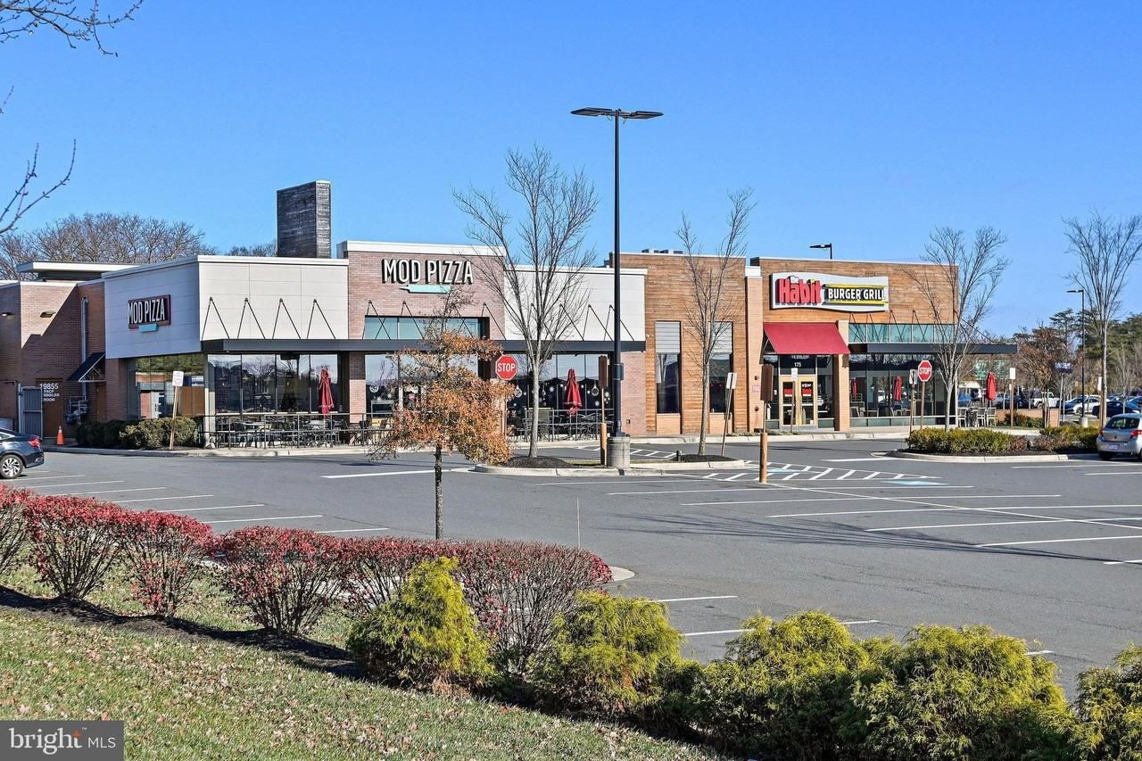 19872 Yellow Daisy Ter - Photo 5 of 43