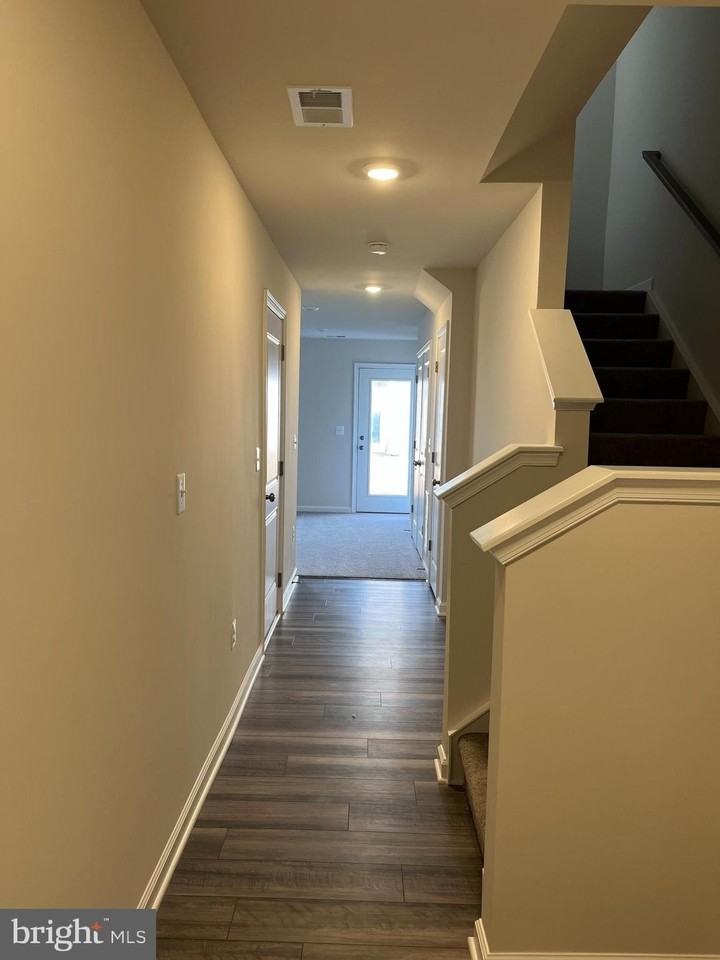 121 Canning Rd - Photo 4 of 38