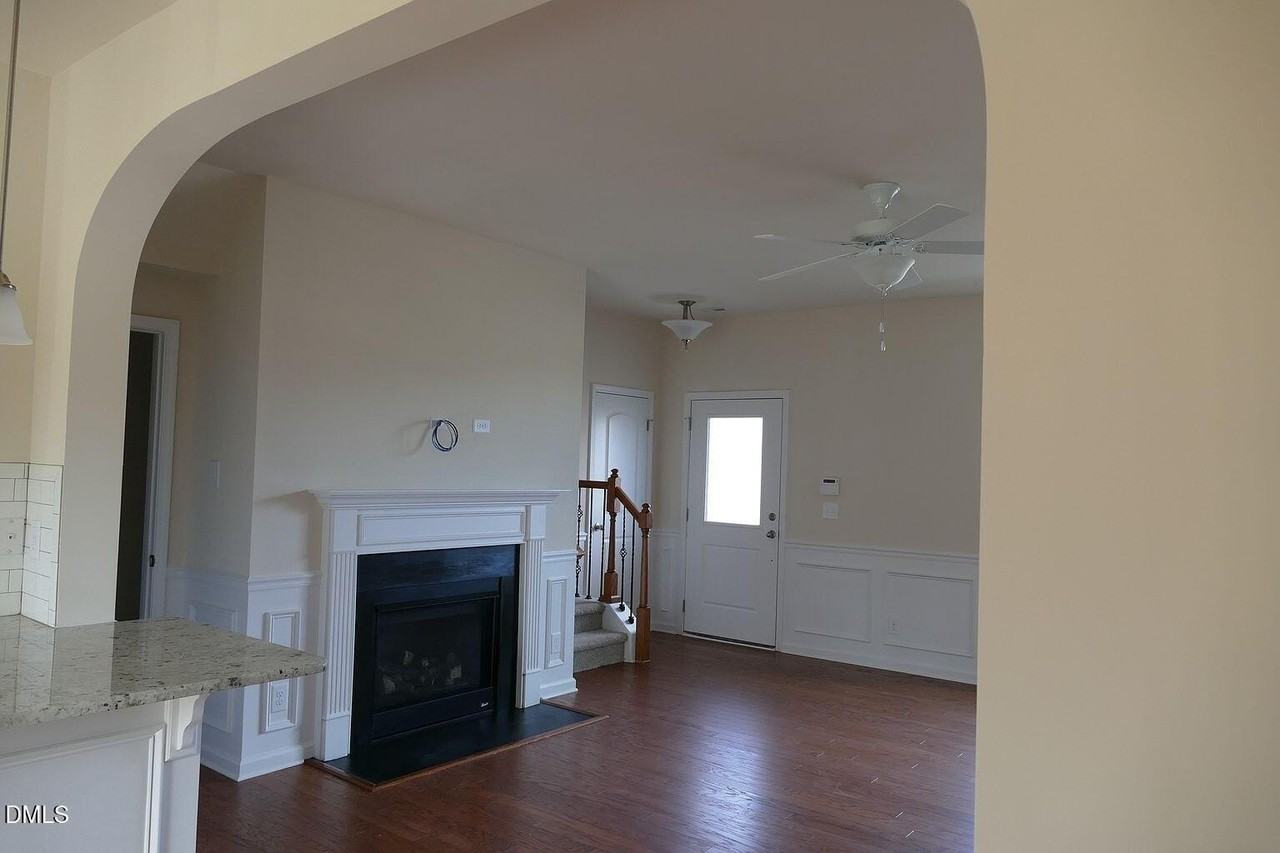 128 Constitution Drive - Photo 3 of 12