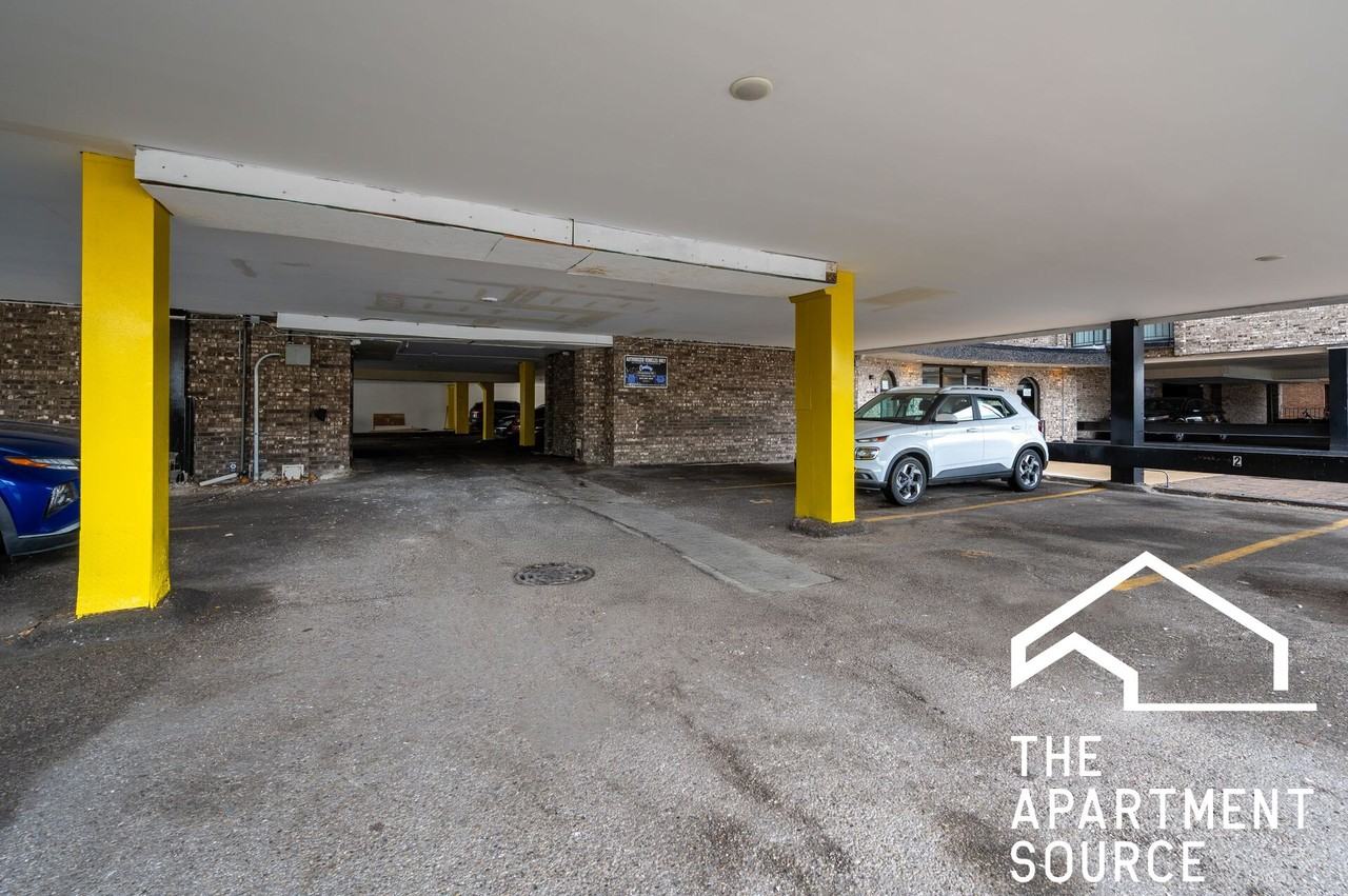 2300 N Harlem Ave #404 - Photo 7 of 7