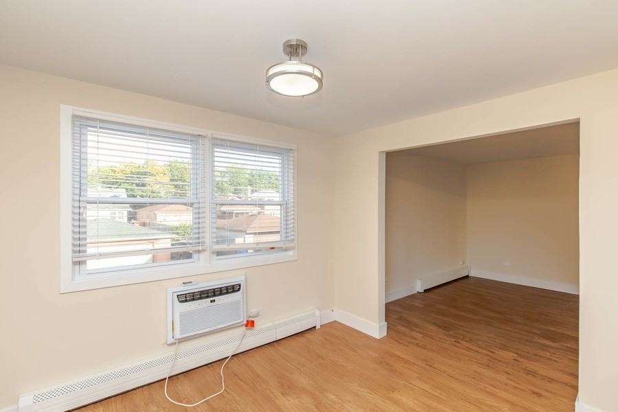 4904 N Harlem Ave #BE - Photo 2 of 6