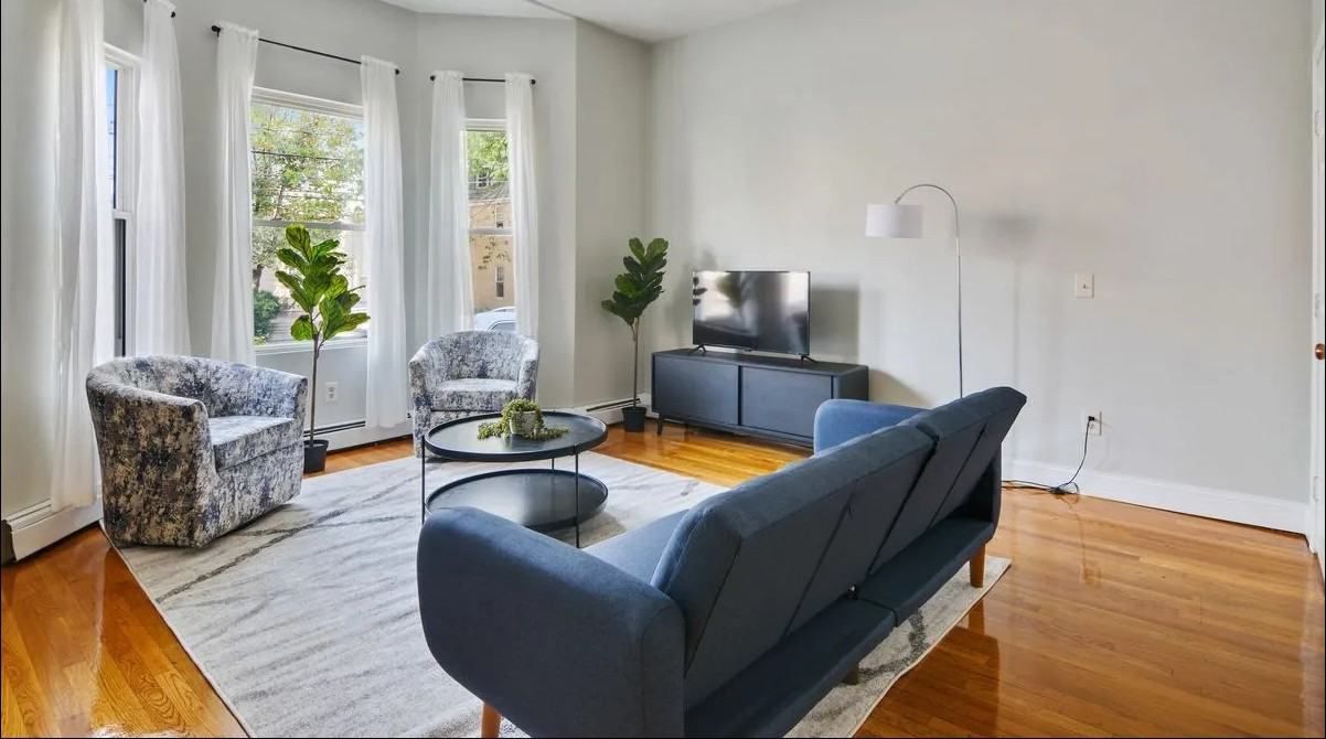 21 Highgate St #1 - Photo 2 of 10