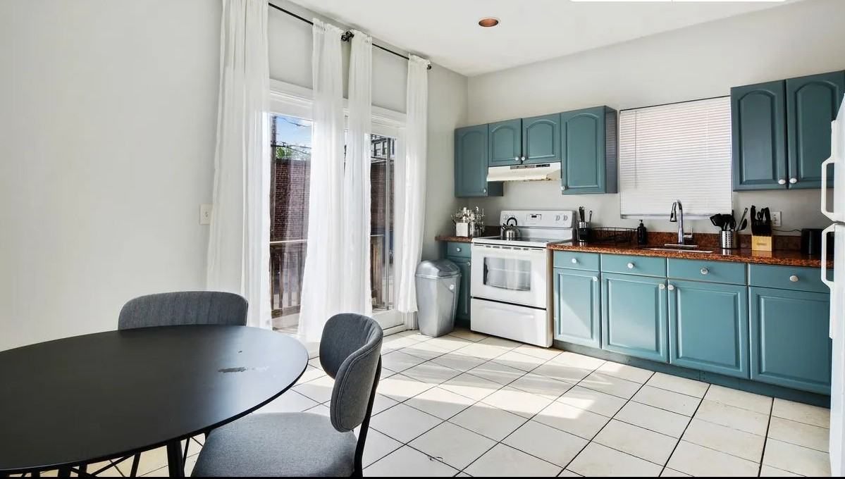 21 Highgate St #1 - Photo 5 of 10