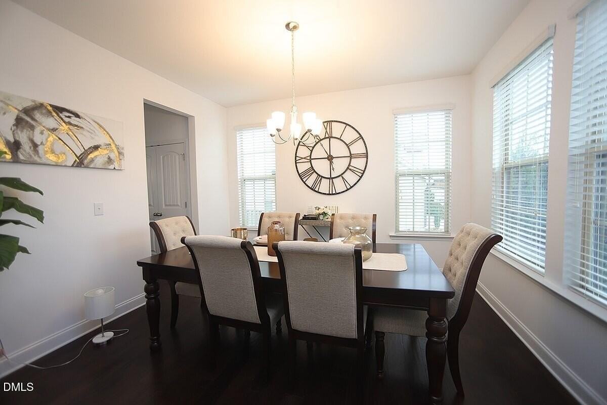 2612 Teermark Ln - Photo 4 of 22