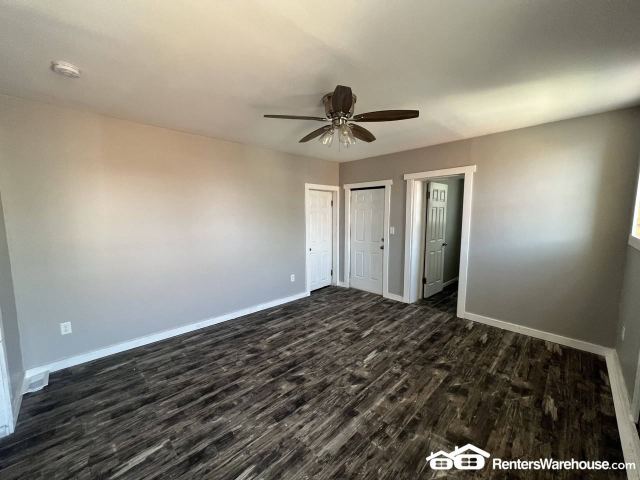 3837 Nebraska Avenue - Photo 3 of 24