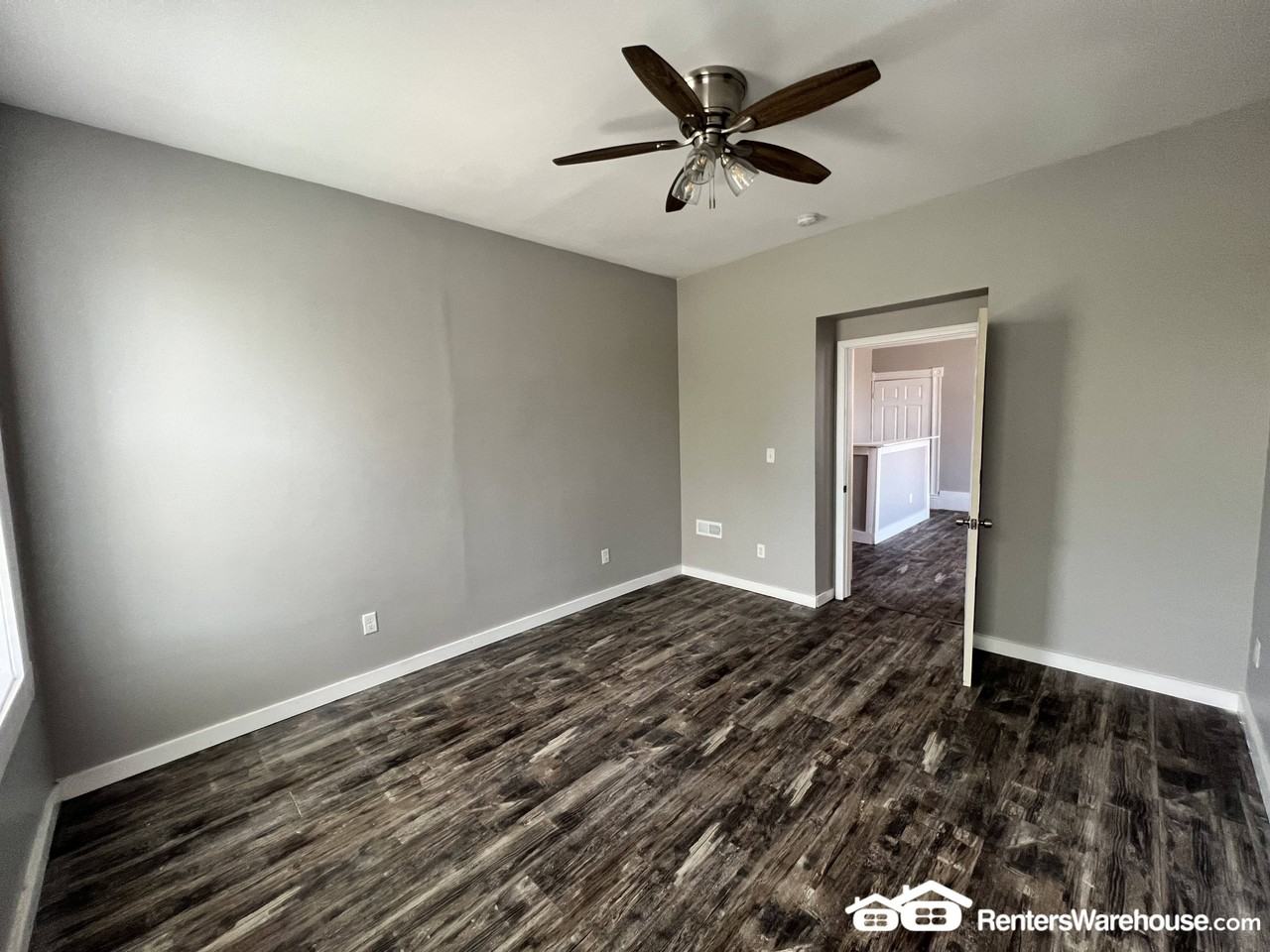 3837 Nebraska Avenue - Photo 6 of 24