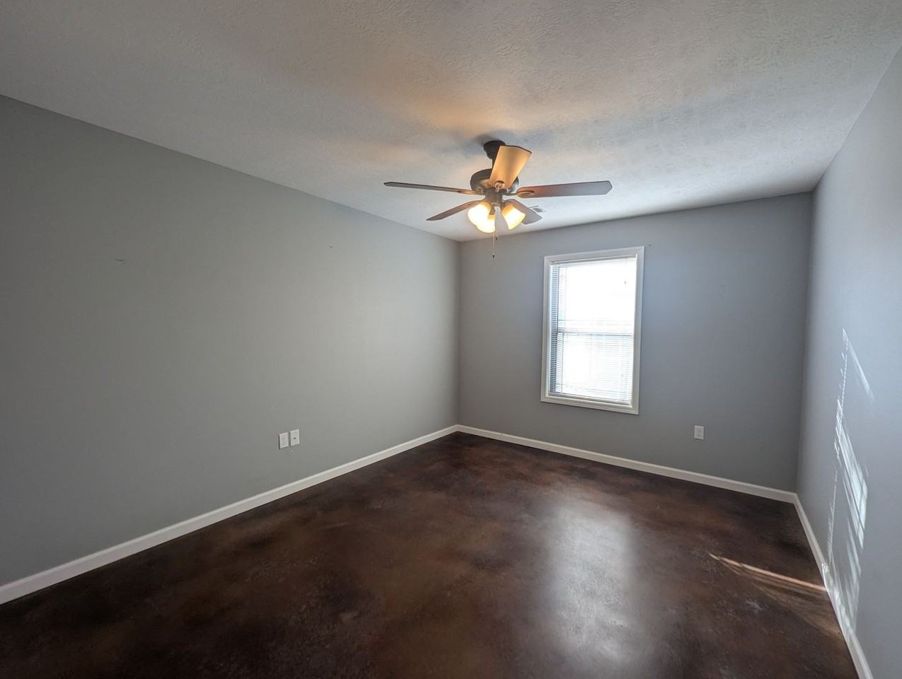 1423 Mclain Street #6 - Photo 4 of 11