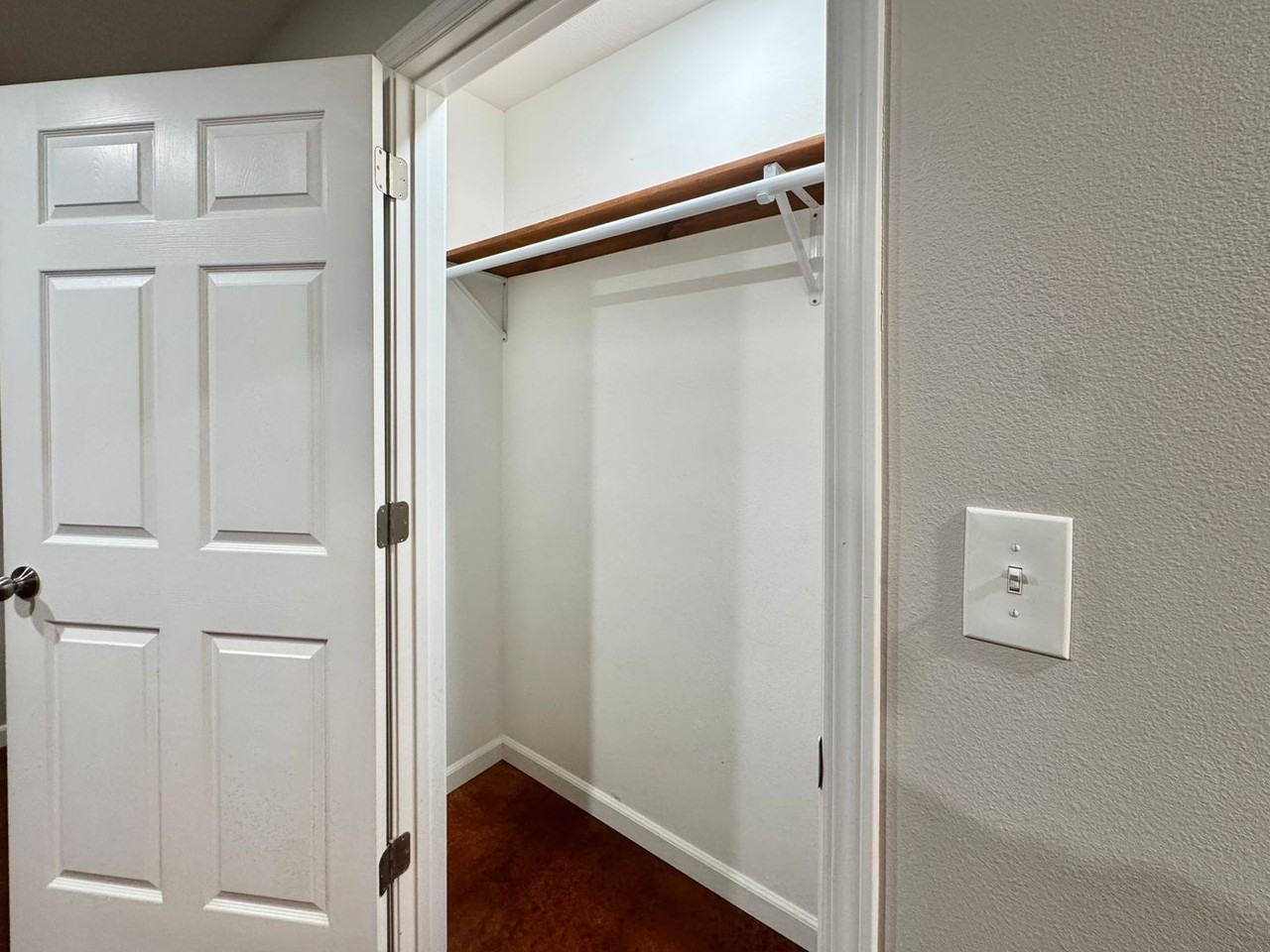 1423 Mclain Street #18 - Photo 5 of 10