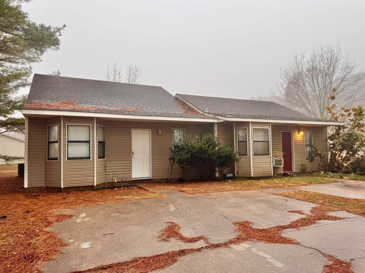 222 Quail Valley Drive - Photo 2 of 15