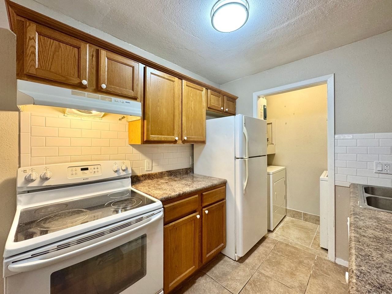 222 Quail Valley Drive - Photo 3 of 15