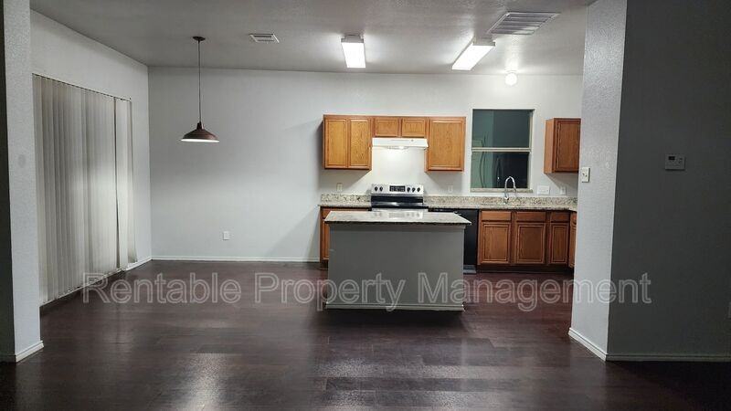 768 River Garden Dr - Photo 2 of 13