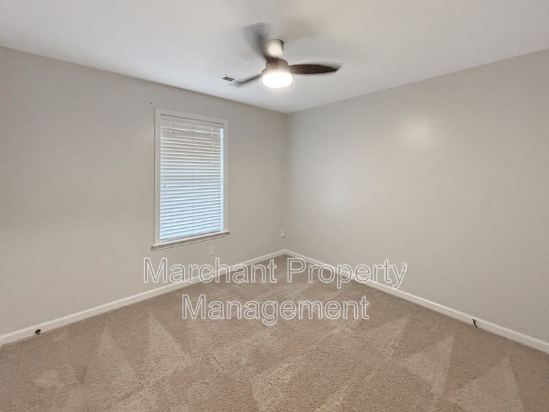 708 Maple Dr - Photo 6 of 15