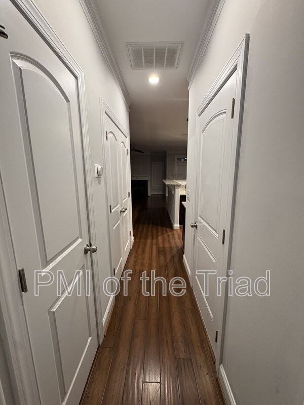 1146 Augustine Heights Dr - Photo 2 of 25