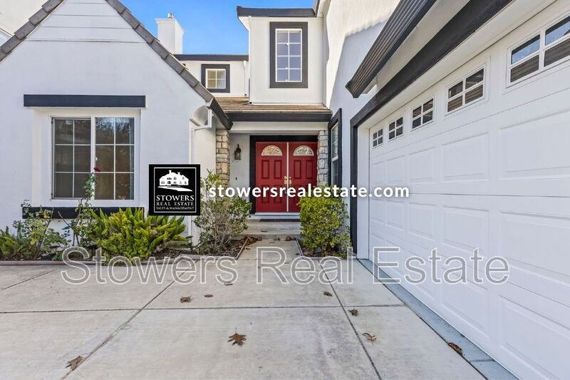 1570 Eastlake Cir - Photo 4 of 49