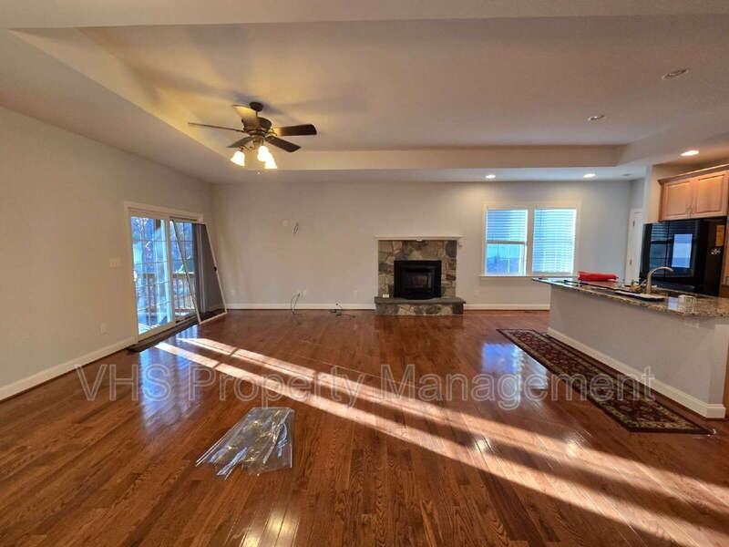 2400 Lakeview Pkwy - Photo 7 of 25