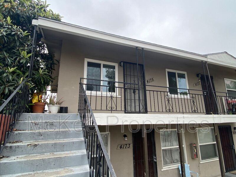 4175 Euclid Ave - Photo 7 of 8