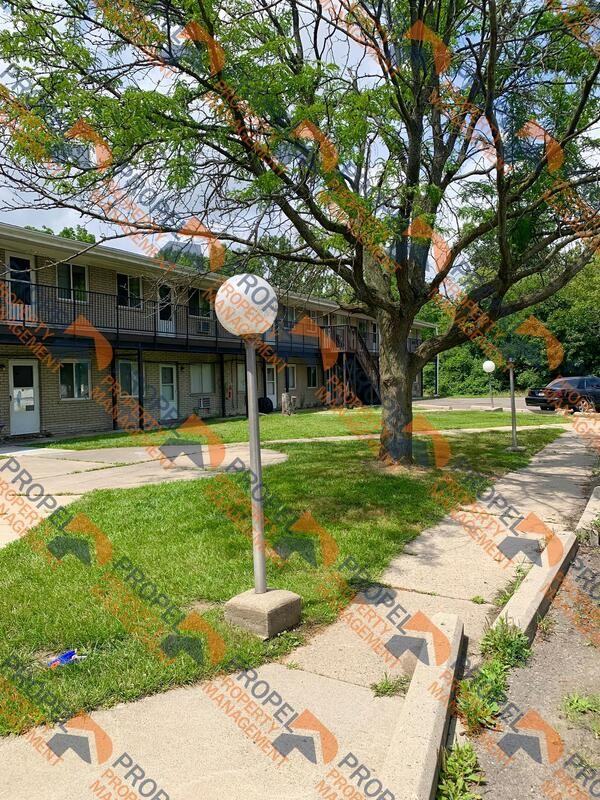 34420 Sims St - Photo 4 of 19