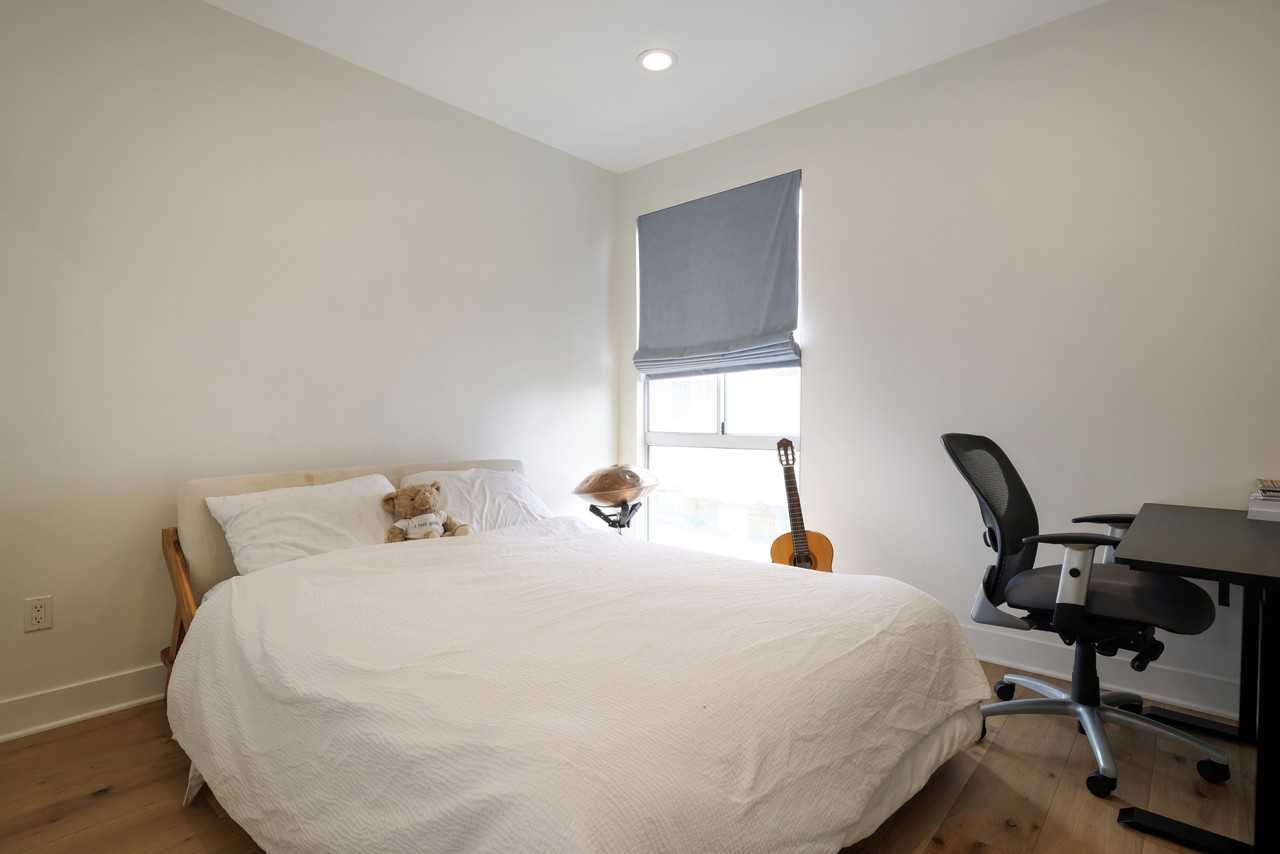 108 South Croft Avenue #103 - Photo 3 of 22